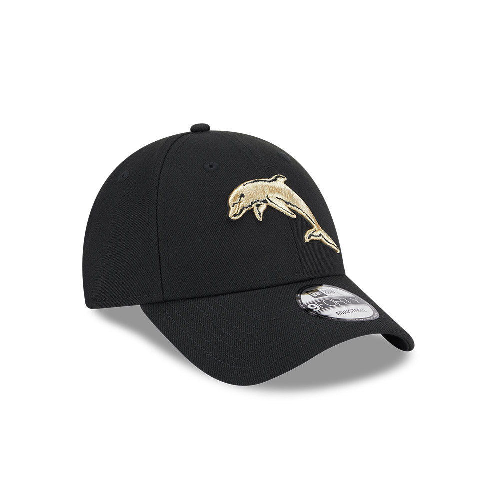 The Dolphins Hat - NRL 2025 Black Gold 9forty Snapback Cap - New Era